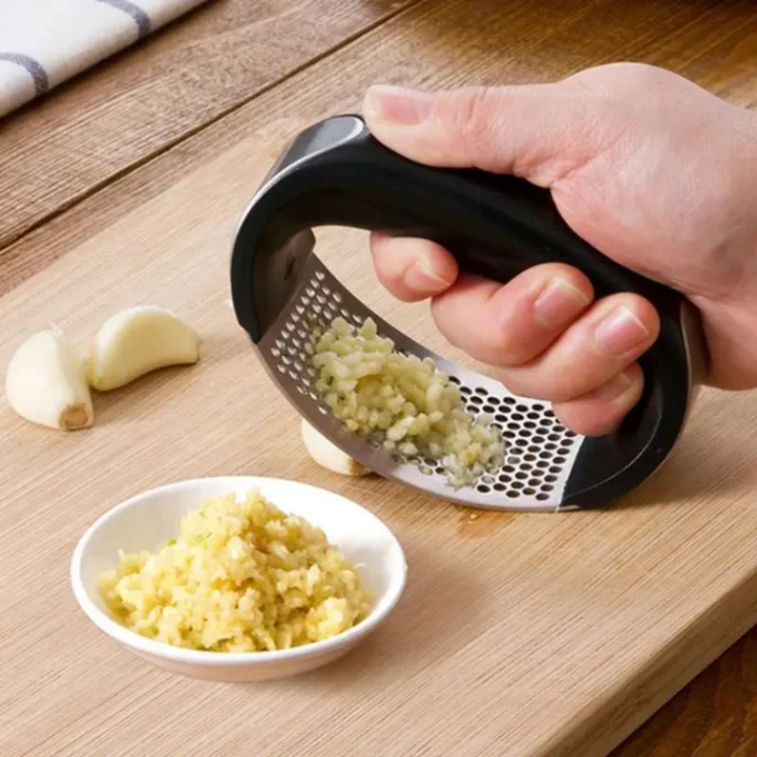 Stainless Steel Garlic Crusher Ginger Mincer Squeezer Press Chopper with Handle Stainless Steel Garlic Crusher Ginger Mincer Squeezer Press Chopper with Handle 1