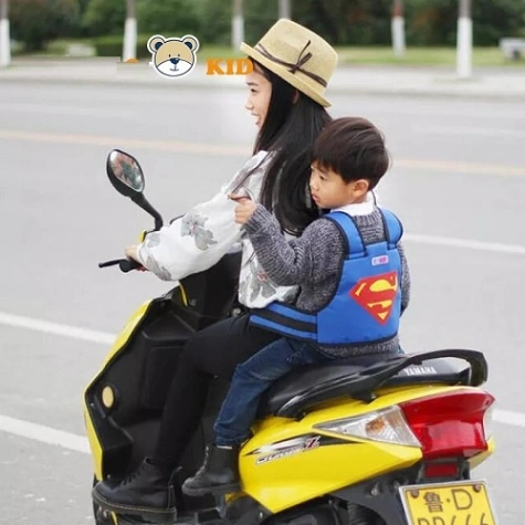 Baby Safety Belt For Bike, Baby Safety Belt for Motorcycle, Child Safety Belt, Kids Safety Belt, Adjustable Motorcycle Safety Belt For Children Kids 2