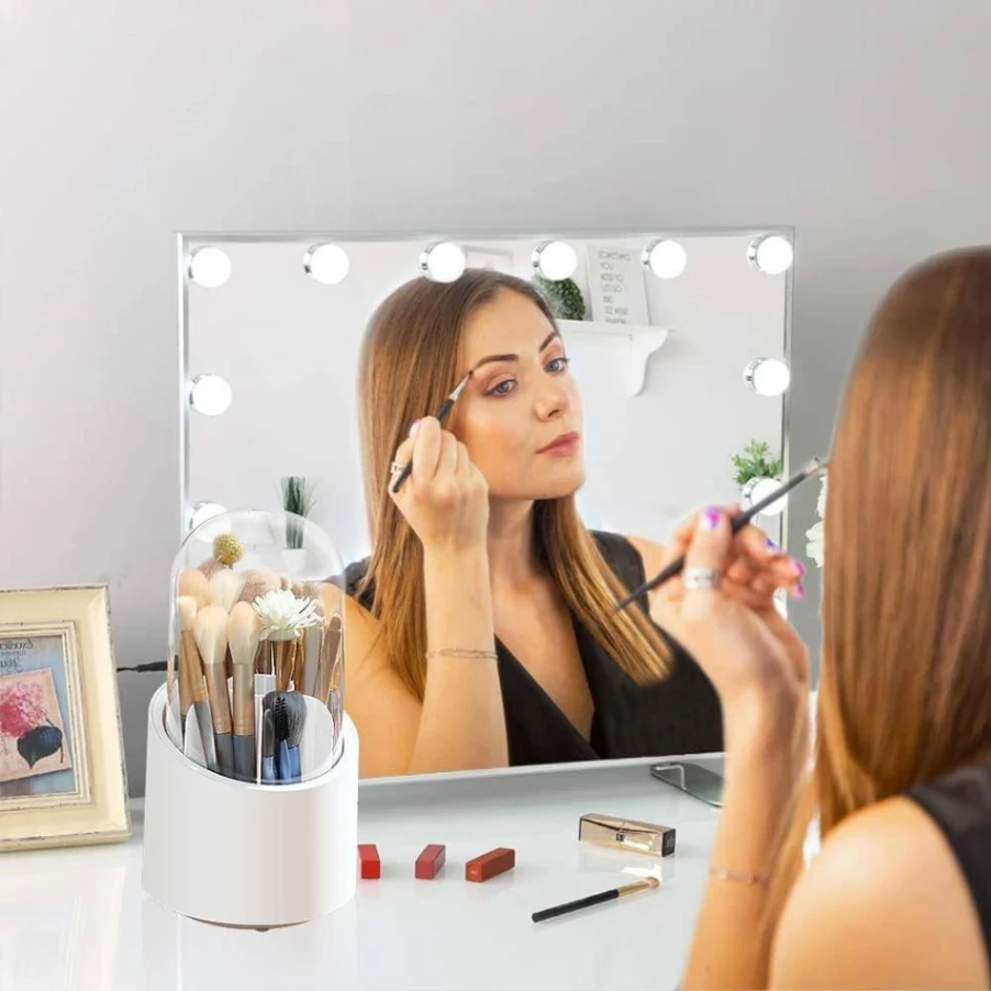 360° Rotating Makeup Brush Holder 4