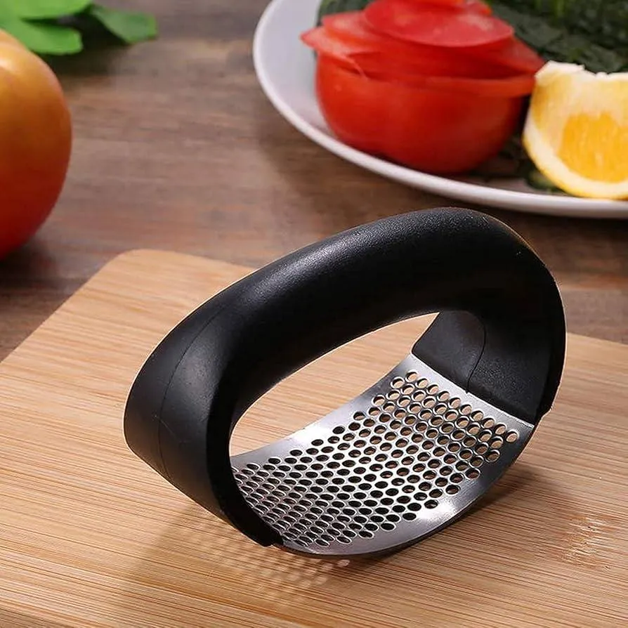 Garlic Press Chopper and Mincer, Stainless Steel Garlic Crusher Ginger Mincer Squeezer Press Chopper with Handle 3