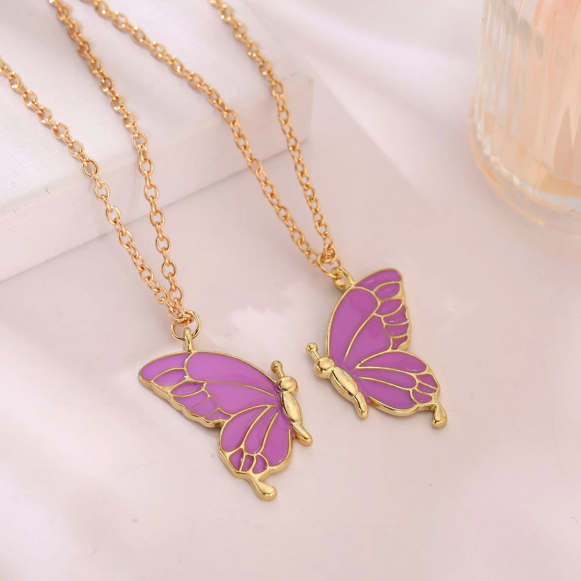 Trendy 2 Pcs/set Butterfly Necklace for Couple Gift - Butterfly Pendant Card Necklaces for Girls Simple Stylish - Chain Necklace for Women New Collection - Gifts for Best Friend. 7