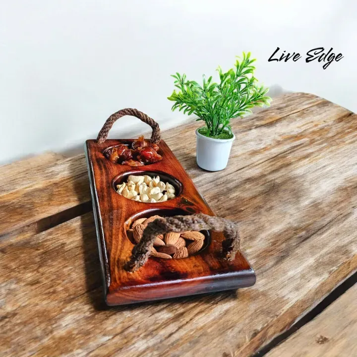 Special on the occasion of the holy month of Ramadan. Dry fruits serving tray 3