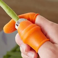 Silicone Thumb cutter + 5 Pieces Finger Protector Cutting Gears Vegetable Picking Nipping Plant Leaf Scissors Garden Gloves 7