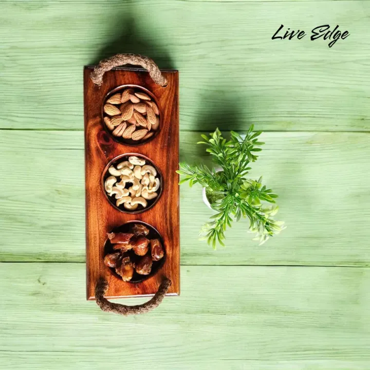 Special on the occasion of the holy month of Ramadan. Dry fruits serving tray 5