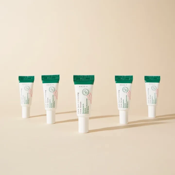 Axis-y Dark Spot Correcting Glow Serum 5ml 
(একটি নিয়াসিনামাইড-ভিত্তিক সিরাম যা কালো দাগ সংশোধন করে এবং অসম ত্বকের স্তর উন্নত করে) 4